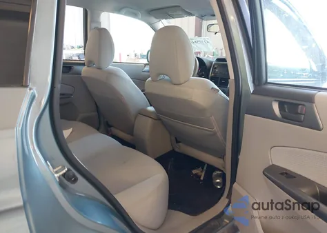 2013 Subaru Forester 2.5X из США, поврежденный, VIN JF2SHABC2DH409575